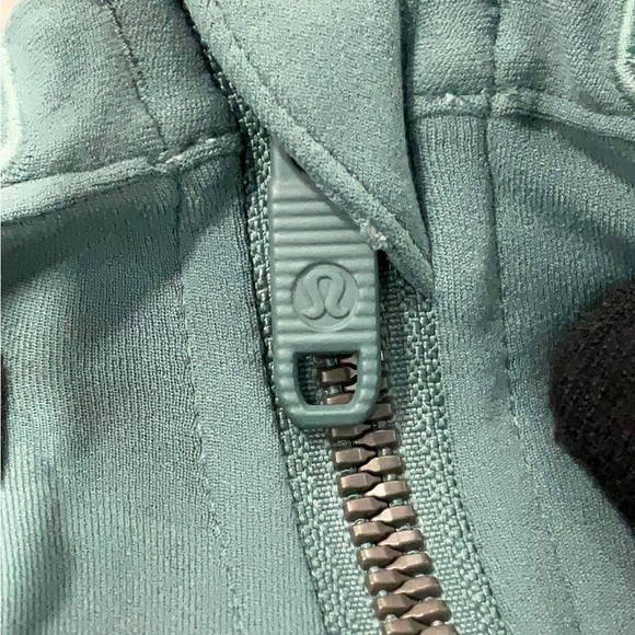 Lululemon Athletica Teal, Green, Blue Utility Jacket - Picture 5 of 7